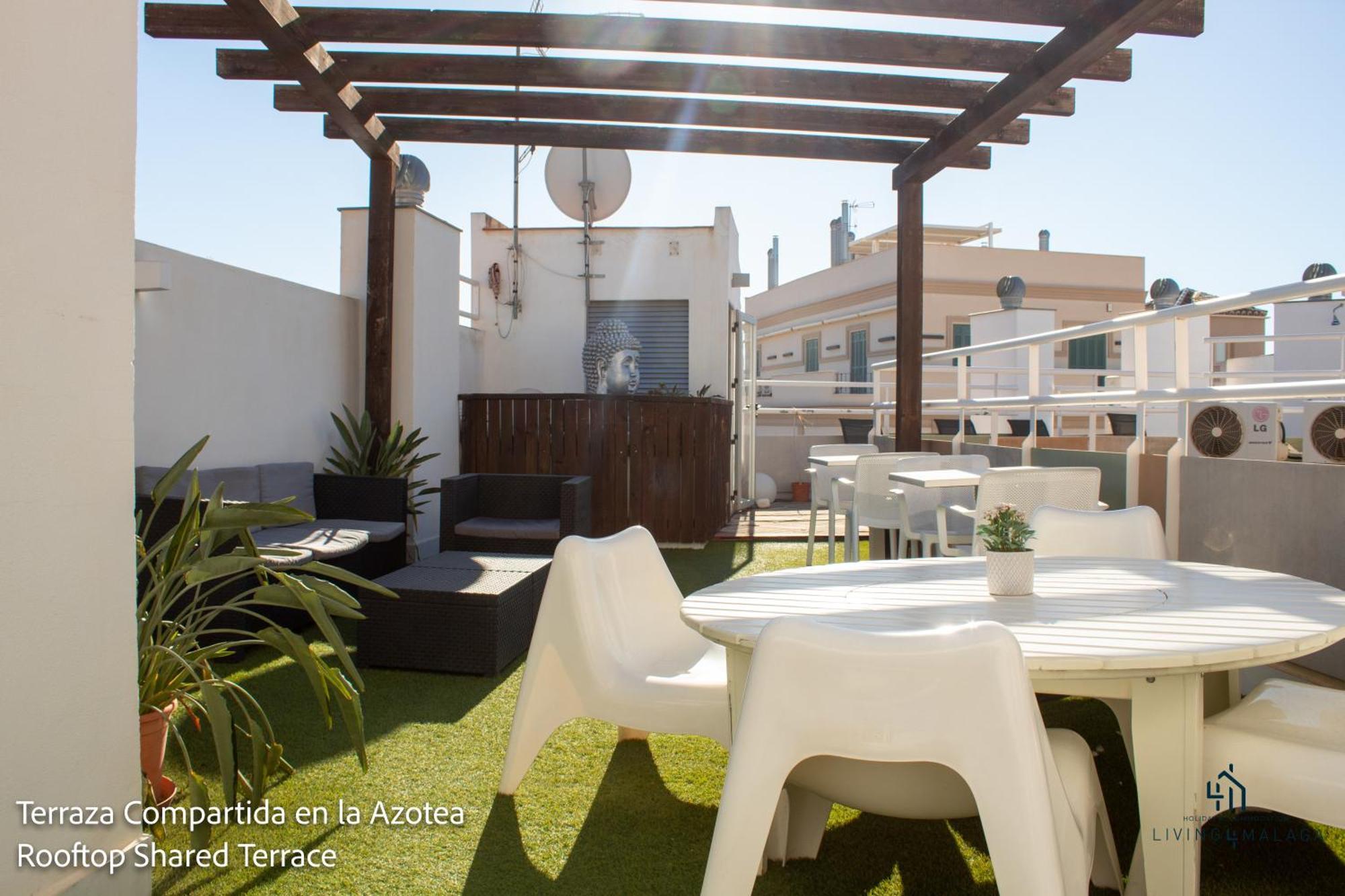 Living4Malaga Suites Superior Exterior foto