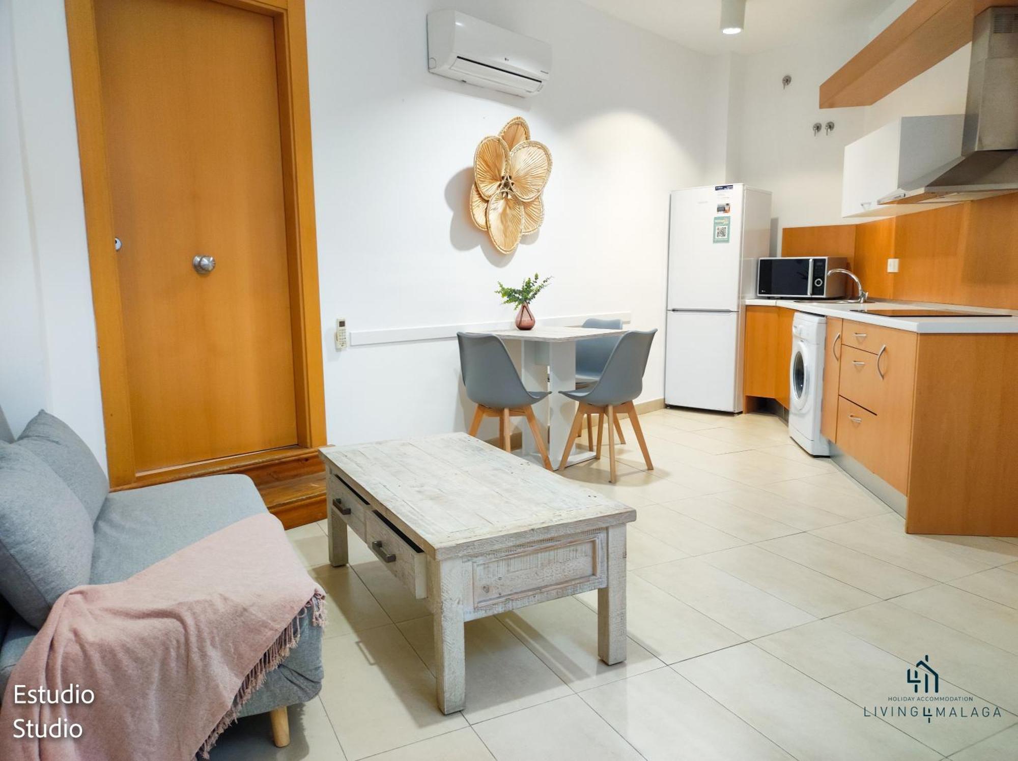 Living4Malaga Suites Superior Exterior foto